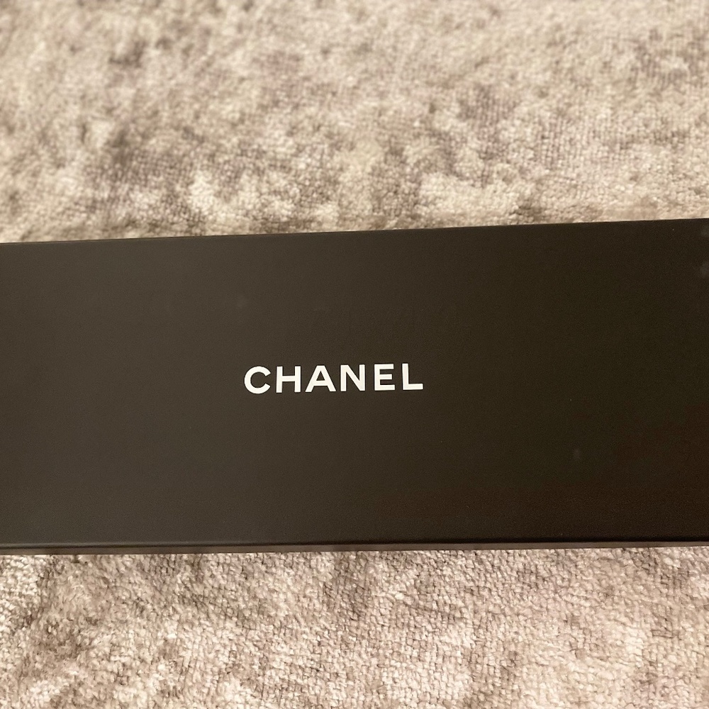 SOLD!!! Chanel Jewelry/Gift Box
